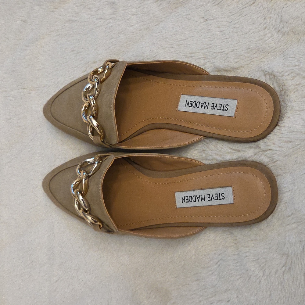 Brand New Steve Madden Vivo Tan Pointed Mules with Gold Chain In Size 6.5 - Picture 6 of 10